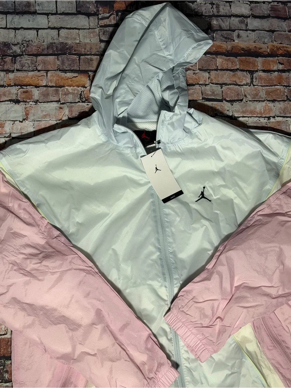 Jordan Hooded Windbreaker Jacket - White & Light Pink